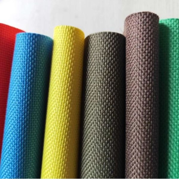 China Medium Weight Polyester Oxford Cloth 300D PU Coating 280gsm For Tent / Bags factory