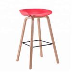 Practical Wooden Dining Chairs , Multi Colored Plastic Bar Chairs
