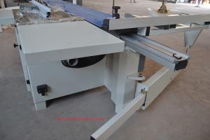 China Wood cutting sliding panel table saw factory