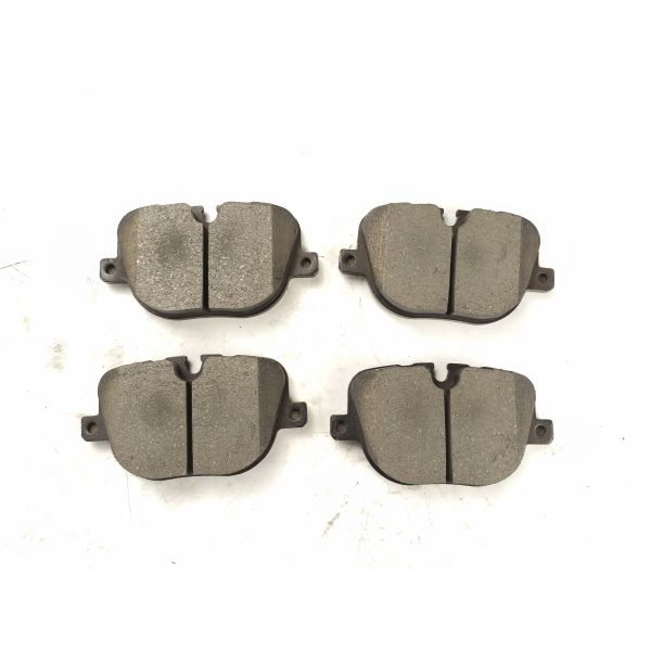 China Range Rover Car Brake Parts  LR019618 LR015577  Front Brake Pad factory