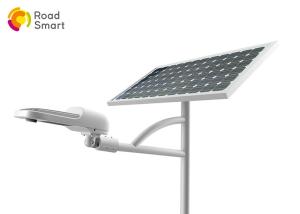 China 30/40 Watt Outdoor Led Parking Lot Lights Poly Crystalline Silicon Solar Panel factory
