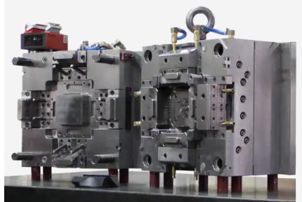 China Custom Precision Plastic Mold Injection Molding Multi Cavity factory