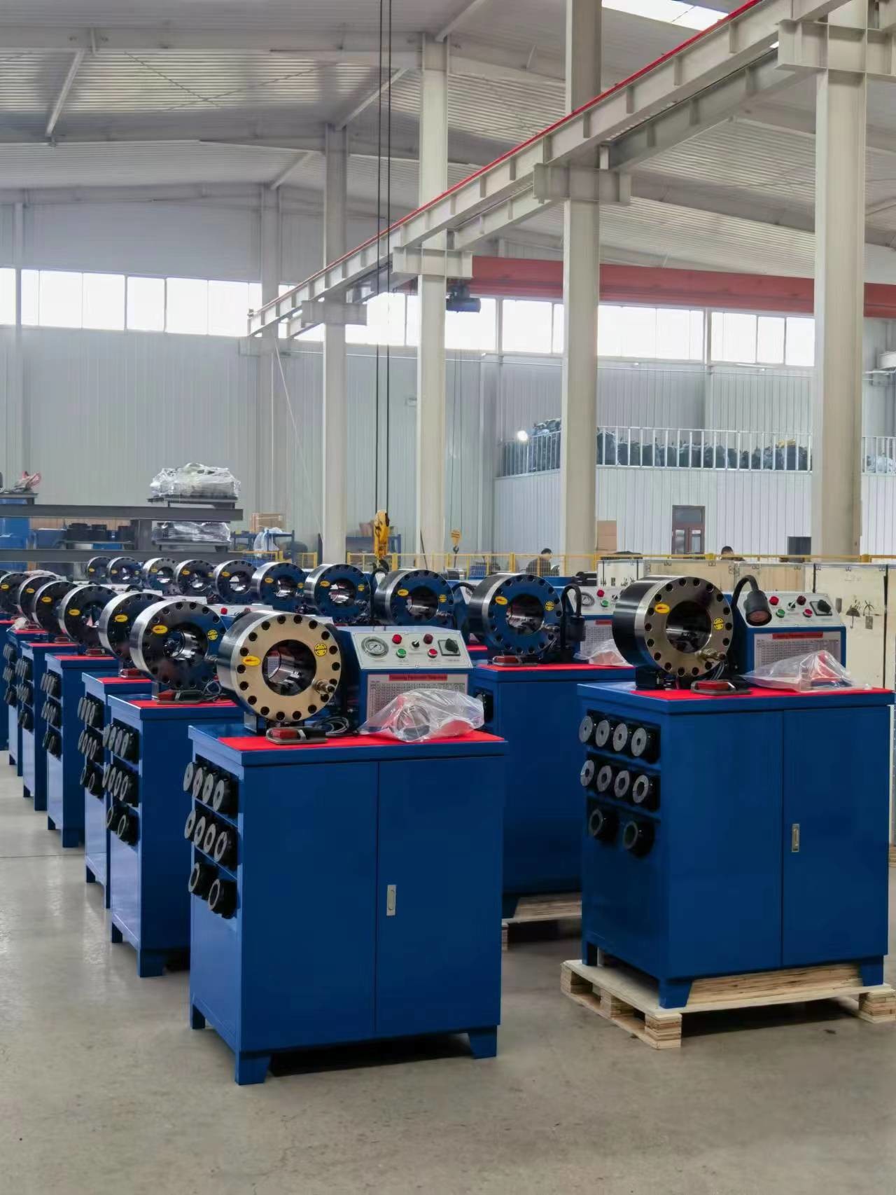 6-51mm Electric Power 220v/240v/380v/415v Rubber Hose Crimping Machine 600T Crimping Force With Size 860*640*1300 mm