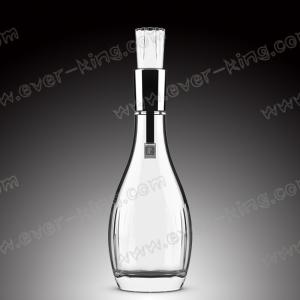 China Glass Stopper Empty Alcohol 500mL Vodka Glass Bottle factory