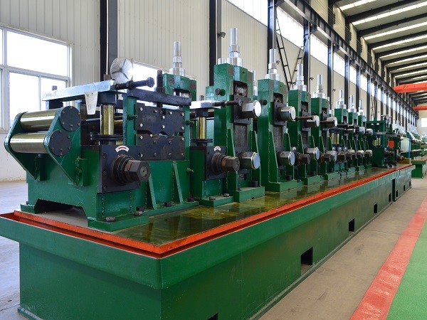 Round Square Tube Spiral Welded Pipe Making Machine Rectangular Black
