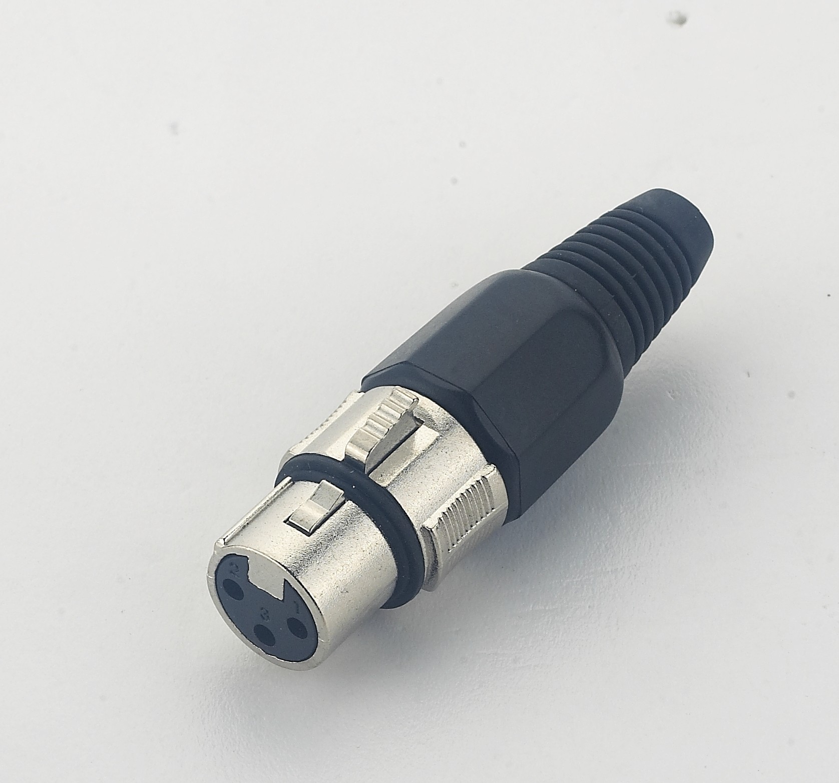 Male or Female Classic 3 Pin Audio Video XLR Connectors Plug DA1013