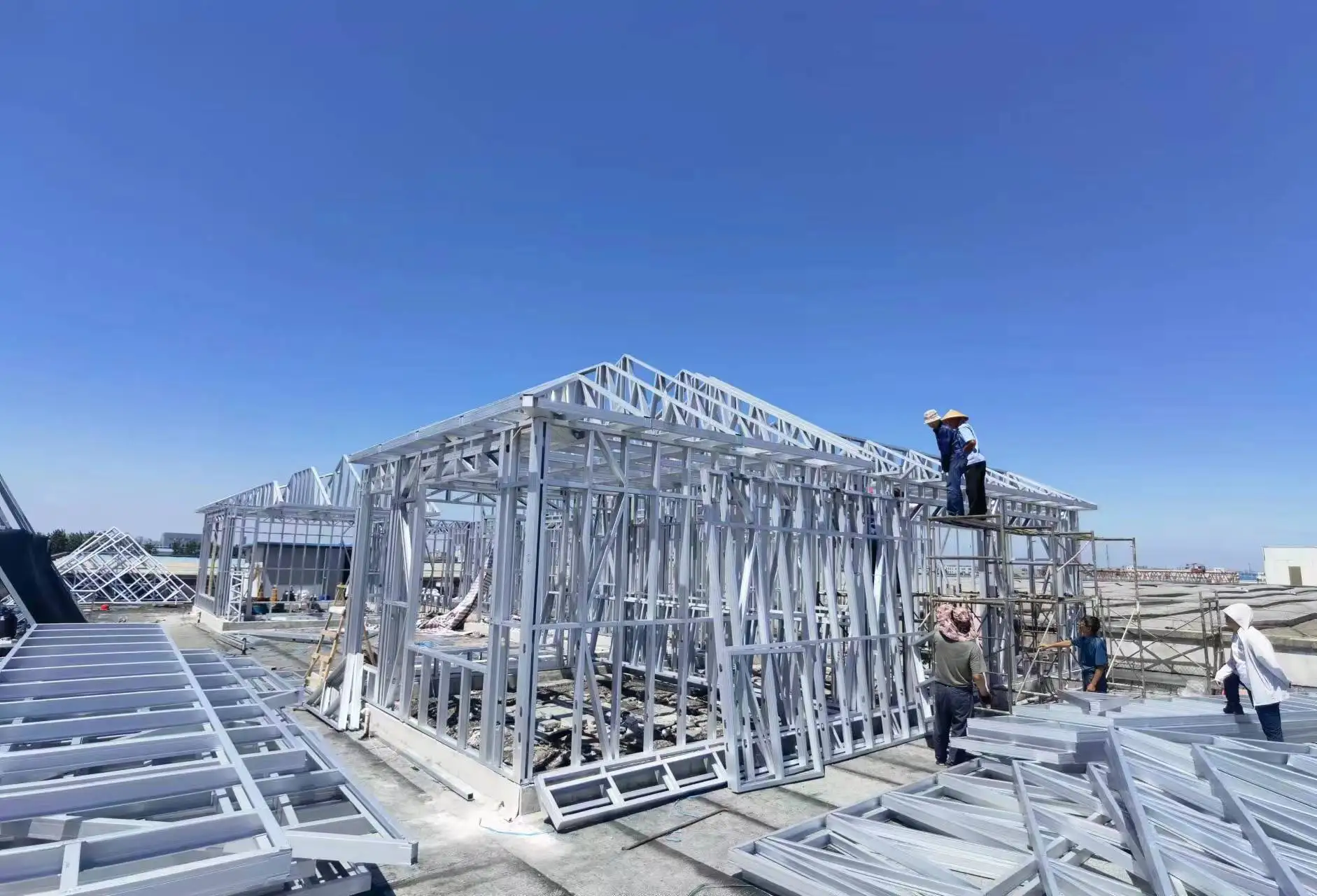 Durable Construction Metal Factory Building , Prefab Steel Building Manufacturers