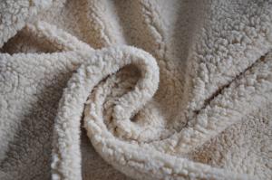 China Comfortable Cotton Velvet Fabric: Skin-friendly and Soft, Warm and Nurturing factory