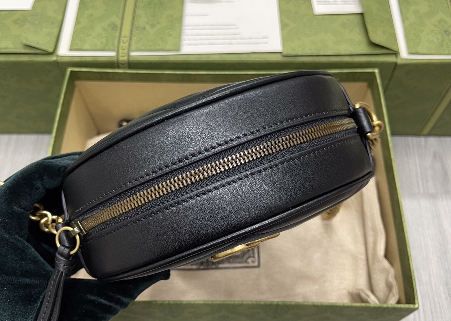 GG Marmont Wave Round Full Leather Chain Bag Soft Leather 18.5cm Length