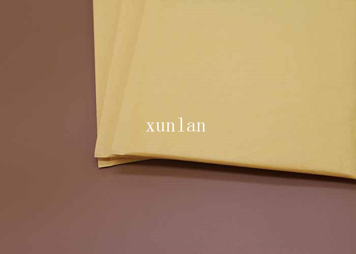 Yellow Matte Shipping Bubble Mailers Plastic Waterproof For Garment