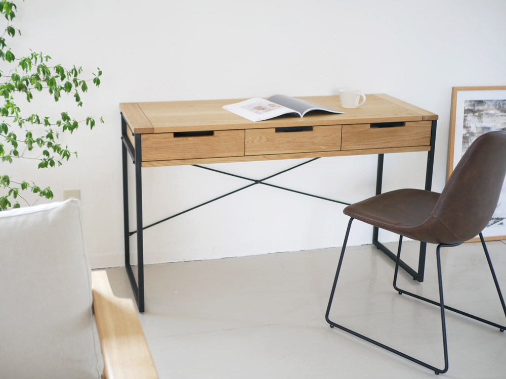 Foldable Metal Wood Surface Dinning Table for Office Needs in Northern Europe Style