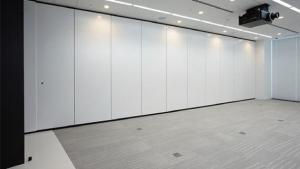 China Melamine Board Decorative Acoustic Folding Doors / Noise Cancelling Room Dividers factory