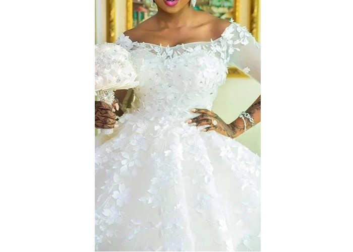 Ivory Half Sleeve Flower Lace Beading Long Tail Bridal Gown / Mermaid Bridal Dress