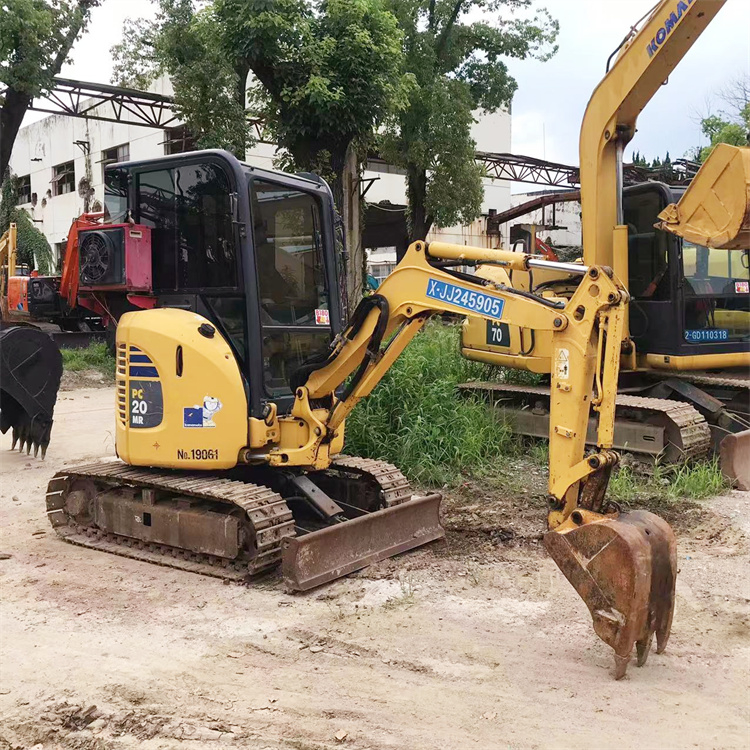 Excellent Performance 2 Ton Used Komatsu PC20MR Excavator 75 KW Japan Mini Excavator