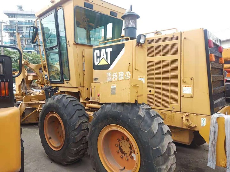Low Hour Yellow Construction Works Grader Motor / Engine Components 11000 KG