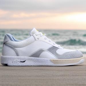 China Waterproof Eco Friendly Walking Shoes Fashion Style For Unisex factory