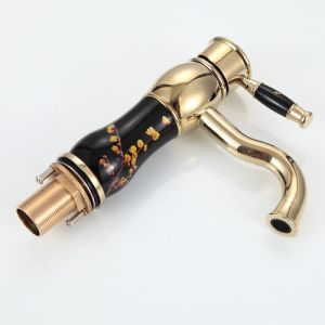 Popular Classical Style Single Handle Kitchen Faucet Deck Mounting