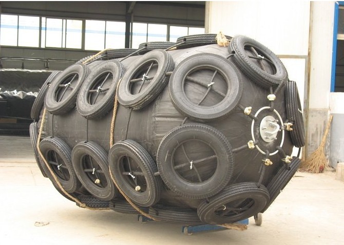 China Pneumatic marine rubber fender for hot sales factory