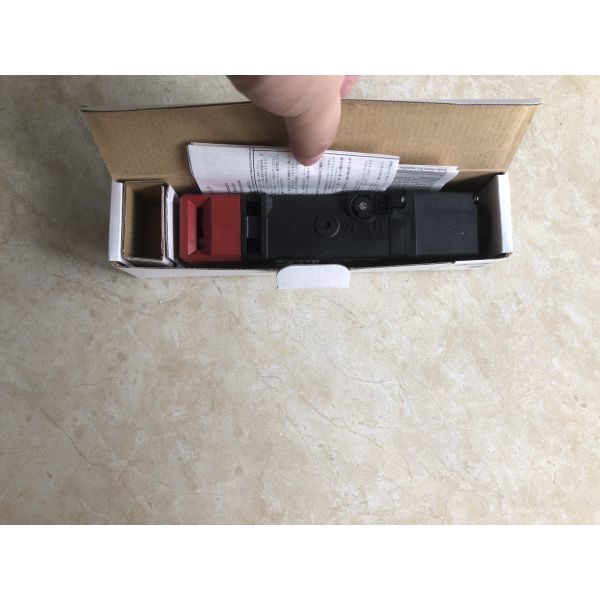 China D4SL-N4CFA  Stable Japan Omron PLC Control System New Condition factory