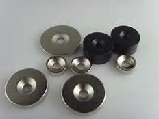 China Block ndfeb magnet with countersink hole N52 factory