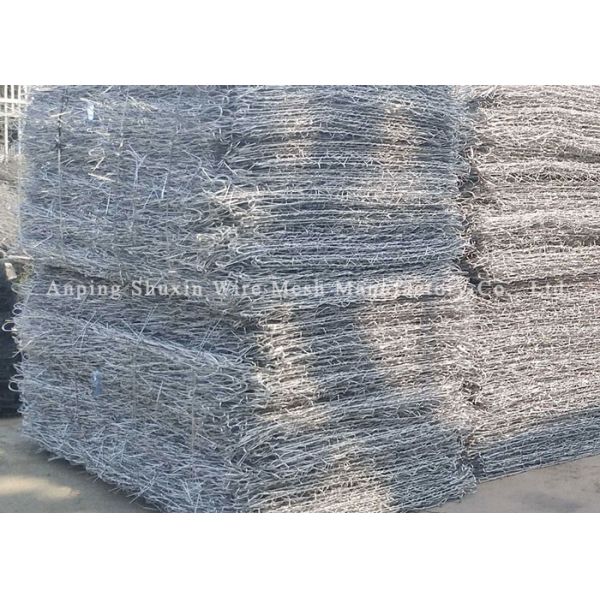 China Rust Resistance Galvanized / Pvc Pipe 2.0mm Gabion Wall Cages factory