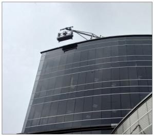 China Indonesia aluminium 6 meters ZLP630 motorized temporary gondola for building cleaning factory