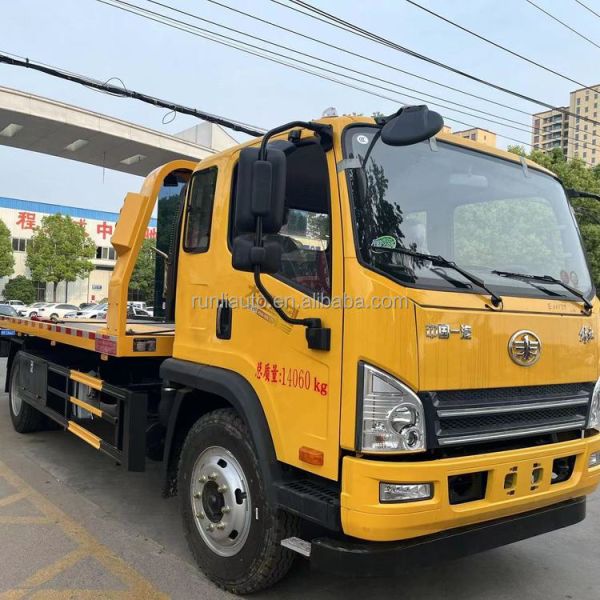 Factory Best Selling FAW JieFang One Tow Two Tow 10Ton Wrecker Truck Small Mini Light Duty Flatbed Platform Tow Wrecker Truck