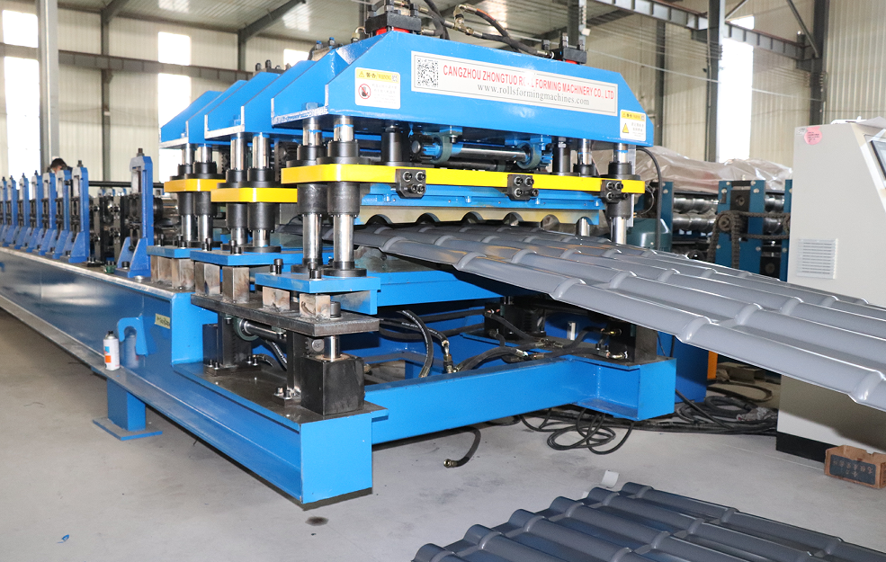 High Speed Step Tile Rolling Forming Making Machine Roof Sheet 0.5mm