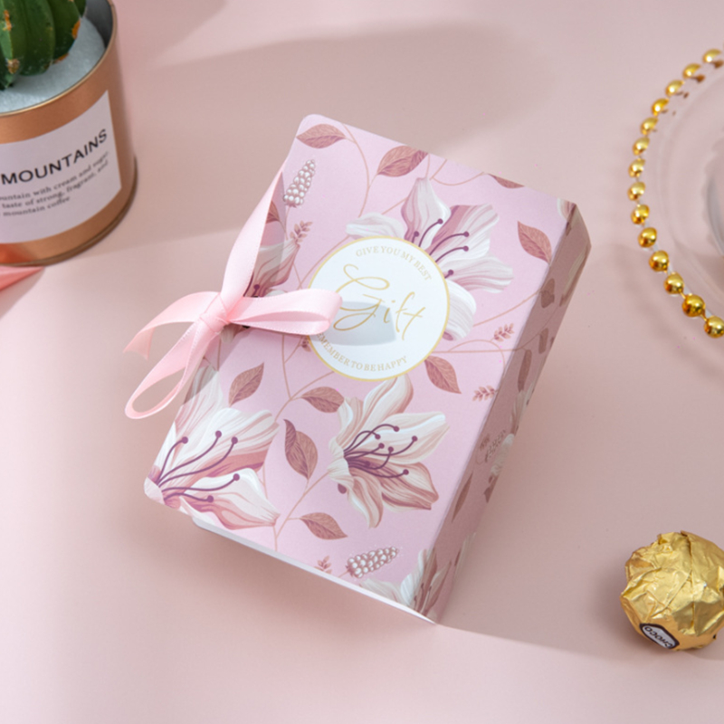 Surface Finish Matt Laminated Chocolate Gift Box Customized Sizes Ferrolite Packaging