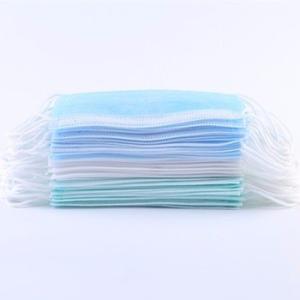 China Cute Kids Disposable Face Masks With Design For Food Serivce / Safety Protecing factory