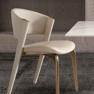 Modern Upholstered Leather Dining Room Furniture Chair Designed with Italian