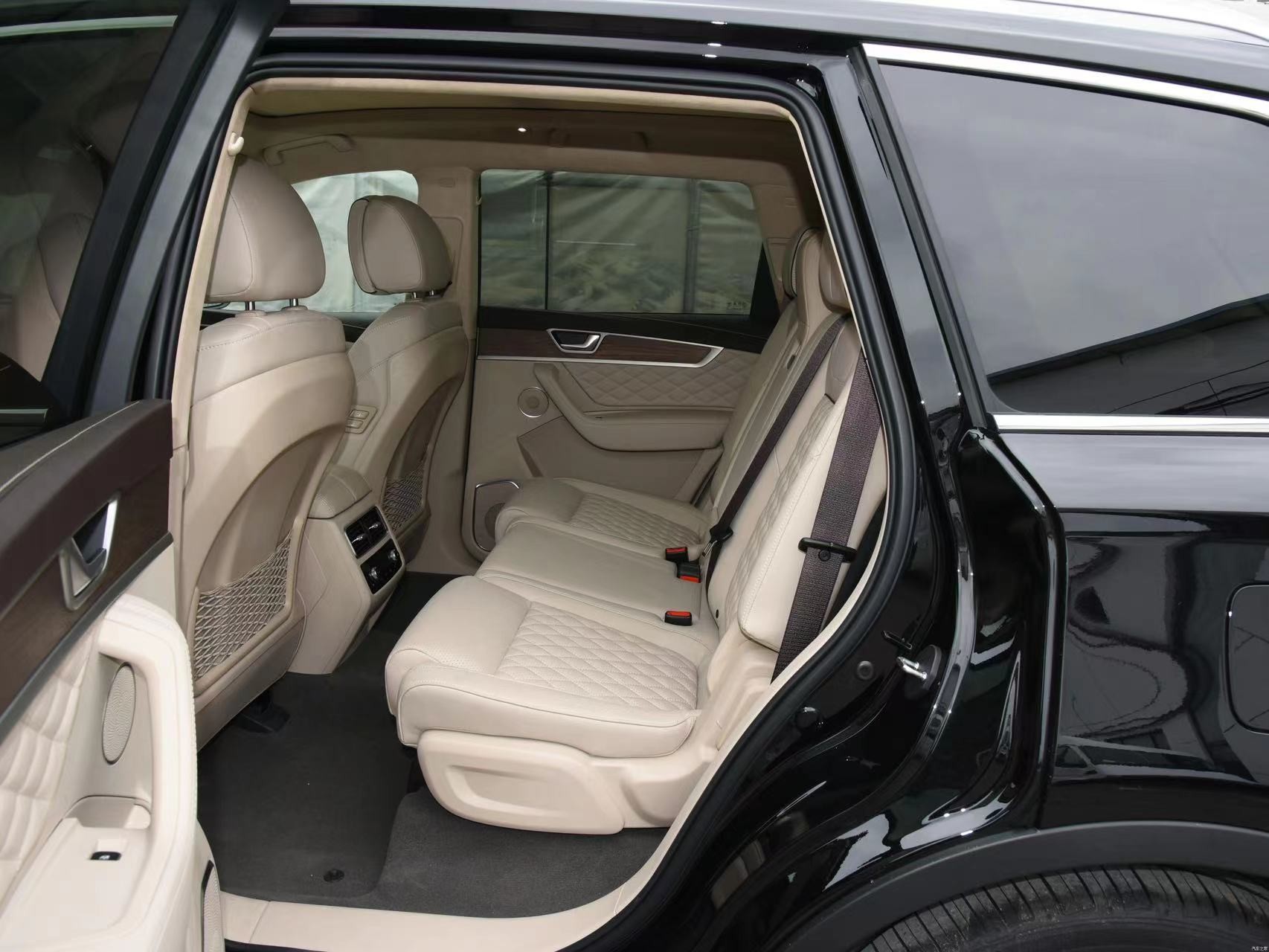 Hongqi HS7 2021 Medium SUV Gasoline+48V Light Hybrid System