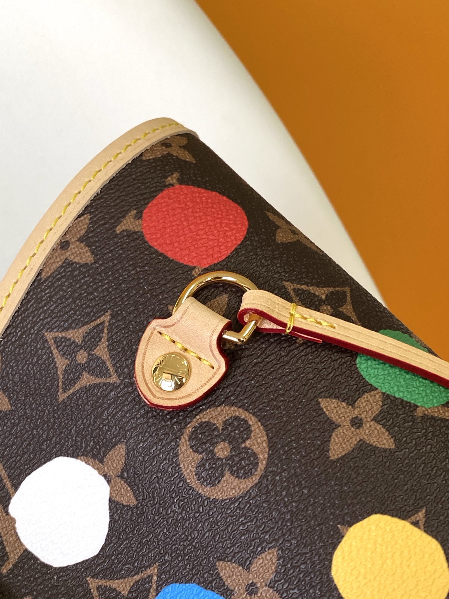 black LV X Yayoi Kusama Louis Vuitton Neverfull MM Monogram Bag Multicolor