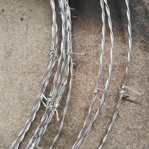 China Hot Dip Galvanizing Barbed Wire Roll 400 Meters 350kgf Tensile Strength factory