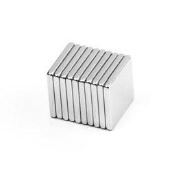 China China NdFeB Magnet Manufacturer Free Sample N50 Neodymium Permanent Magnet factory