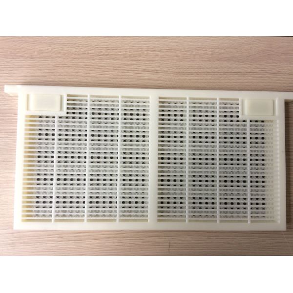 No Graft Beekeeping Queen Rearing One Plastic Cassette Honey Bee Box Beekeeper Tool