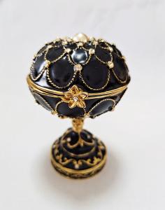 China Hand Painted Enameled Blace Faberge Egg Decorative Hinged Jewelry Trinket Box Unique Gift For Home Decoration Gift Box factory