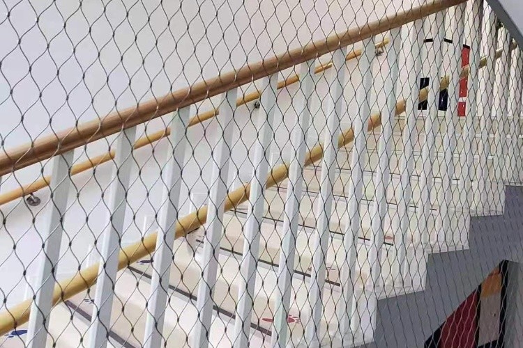 15*15mm Stainless Steel Aviary Rope Netting 7*19 Aviary Fencing Mesh