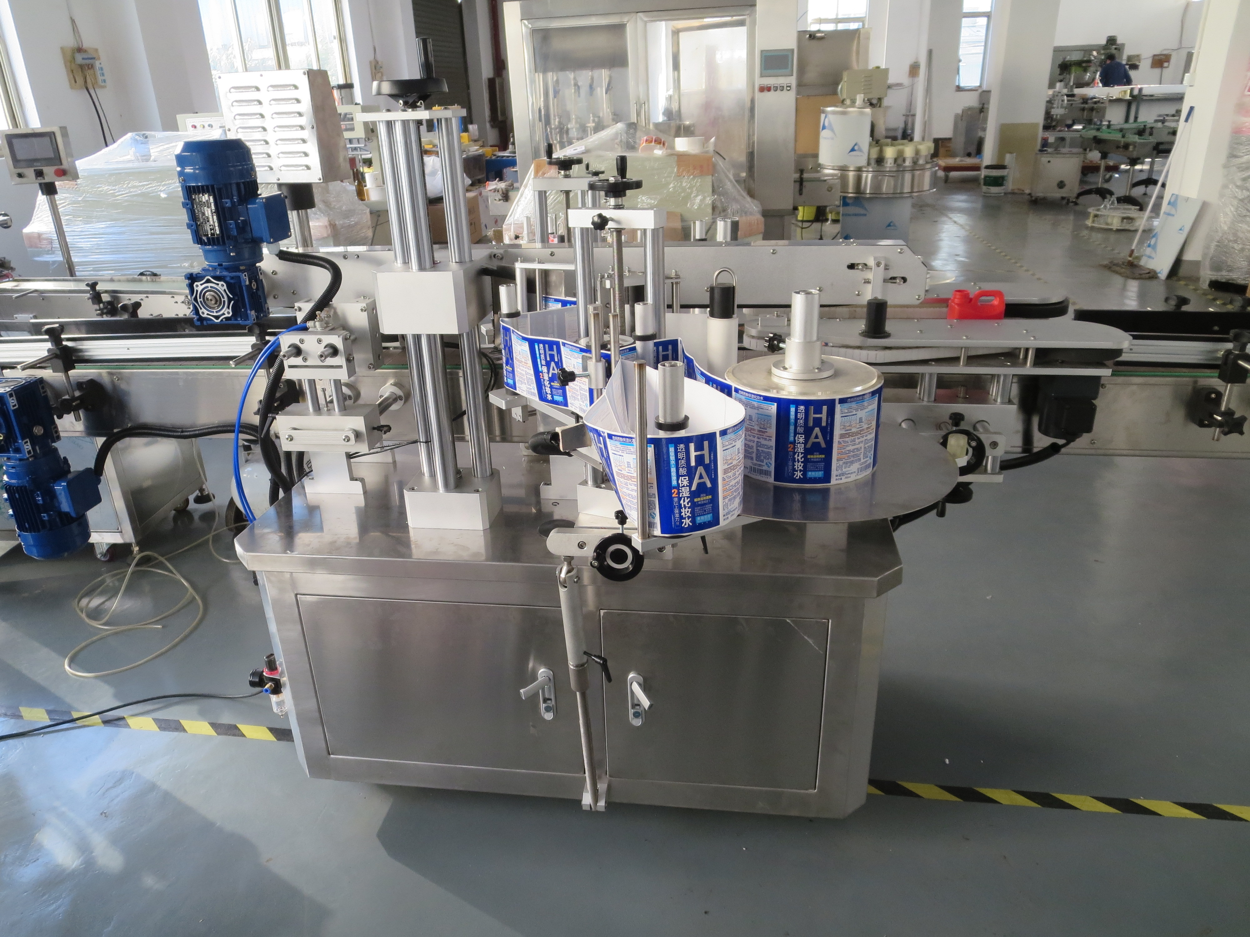 High Speed Double Sided Automatic Sticker Labeling Machine For Self Adhesive Sticker