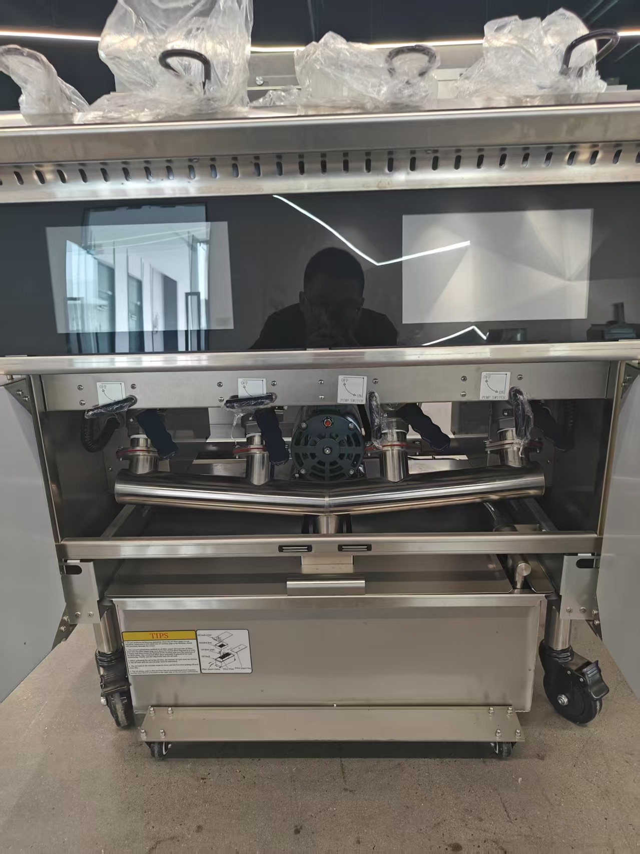 Professional Touchscreen smart panel 4tank 4baskets 28KW 304SUS Electric Chips Open Fryer