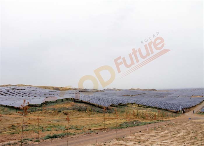 Smart 1500V Single Axis Solar Tracking System 17m/S Protection Of Wind Speed