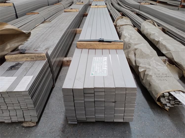 SUS 201 304 316 410 420 2205 316L 310S Stainless Flat Bar Hot Rolled