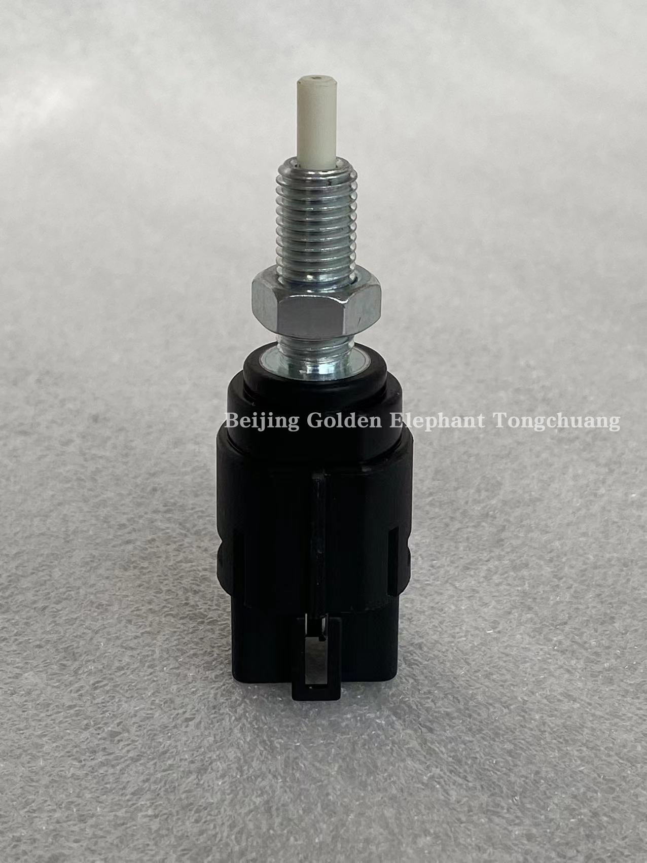 0.04kg Chinese Trucks Clutch Switch Sensor For Foton Tunland G7 P1373040007A0