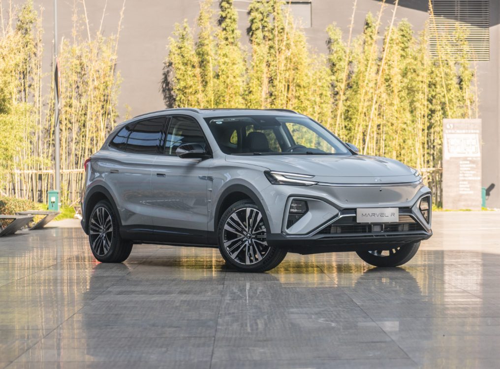 Feifan MARVEL R ER6 Electric Car Import 4 Wheel Automatic SUV Speed Cars Car 4674 * 1919 * 1618mm Battery Energy 69.9kWh