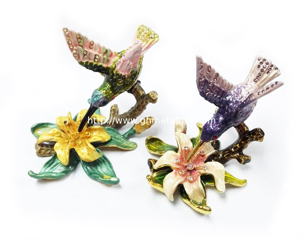 Custom pewter cute bird shape jewelry boxes colorful printed bird hummer jewelry boxes