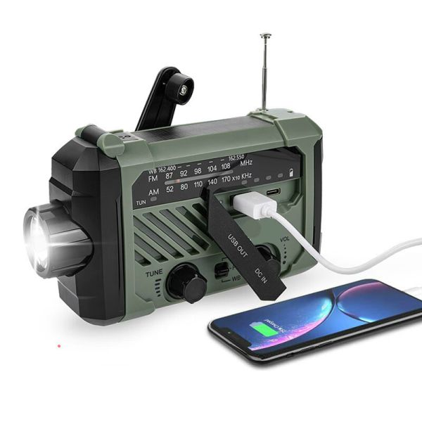 China Portable Solar Hand Crank Radio AM FM Emergency Multi-functional Reading Lamp Flashlight SOS Alarm Solar Charging 2000mA factory