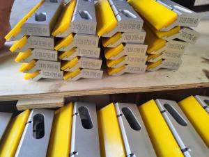 China 3128 0785 48 AND 3128 0785 49 HOLDER SET 6063 ALUMINUM HOLDER PROFILES PATINE PERFIL 3250MM ALUNINIUM EXTRUDED PROFILES factory