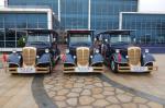11 Seater Electric Vintage Sightseeing Car With 7.5KW Traction Performance Motor