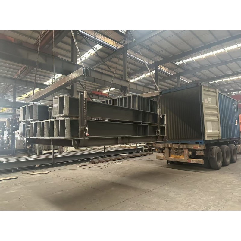 Steel structure shipping preparation and logistics