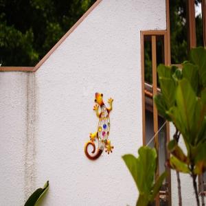 China Animal Metal Hanging Garden Ornaments Yard Art Turtle / Gecko / Bird factory